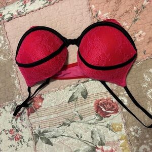 Victorias Secret Elegant Lace Women's Bra in Hot Pink and Black